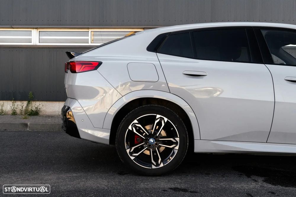 BMW iX2 eDrive20 Pack Desportivo M Pro - 47