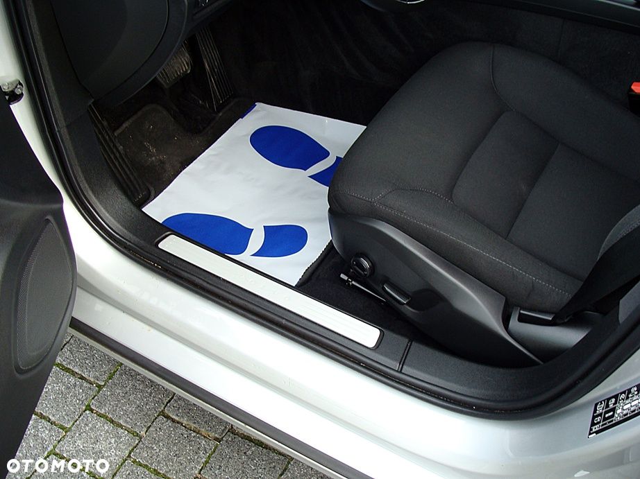 Volvo V60 D3 SCR Momentum - 17