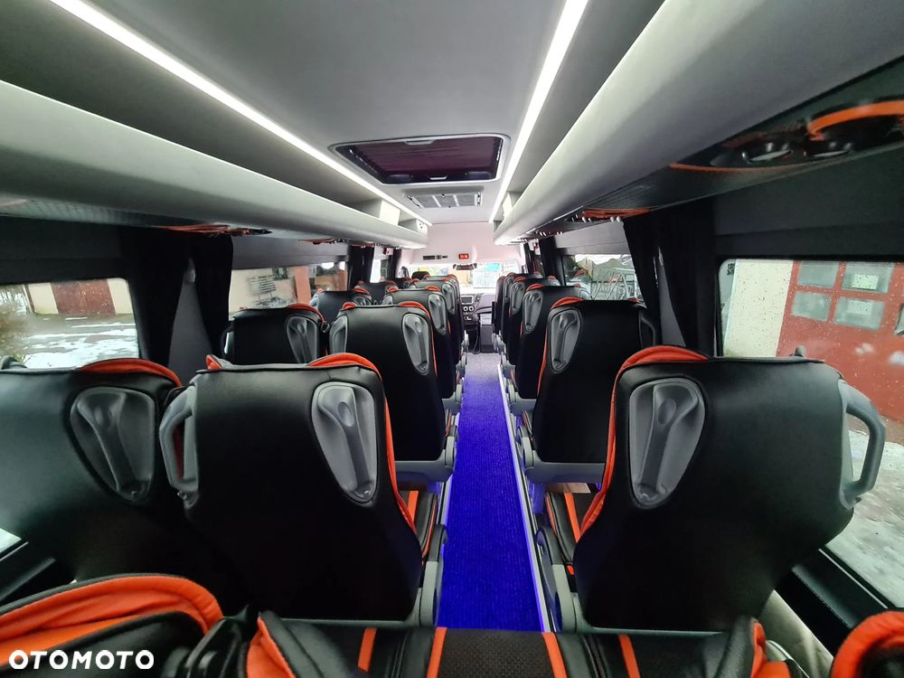 Iveco Daily 50C18 SprintCar - 10