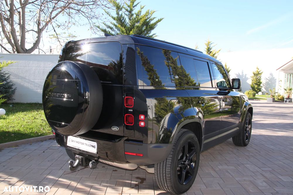 Land Rover Defender 110 3.0D 250 MHEV Hard Top X-Dynamic SE - 2