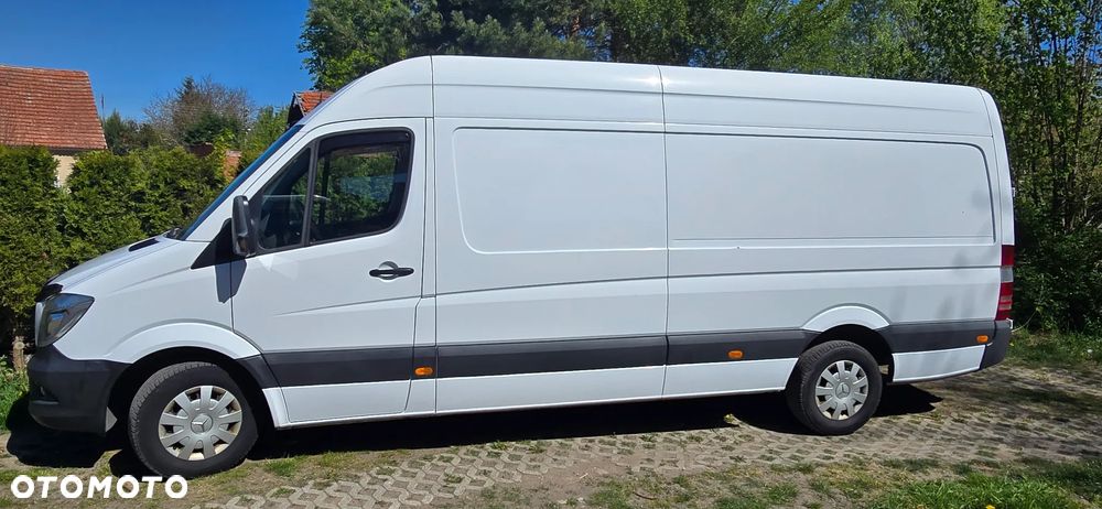 Mercedes-Benz Sprinter 319 - 3