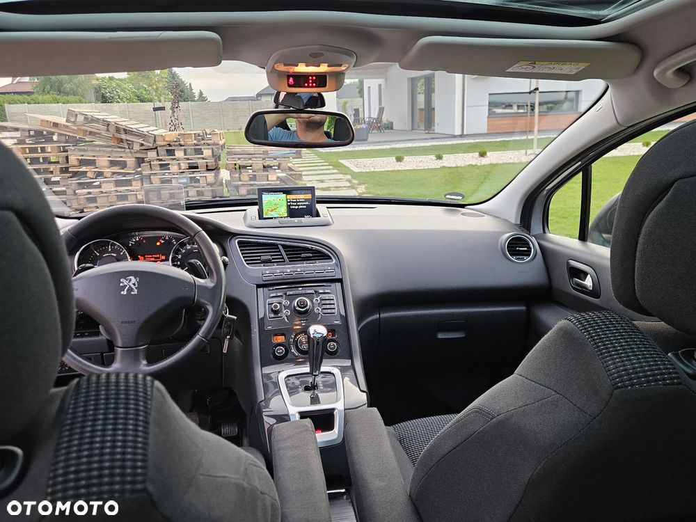 Peugeot 5008 e-HDI FAP 115 EGS6 Stop&Start Allure - 28