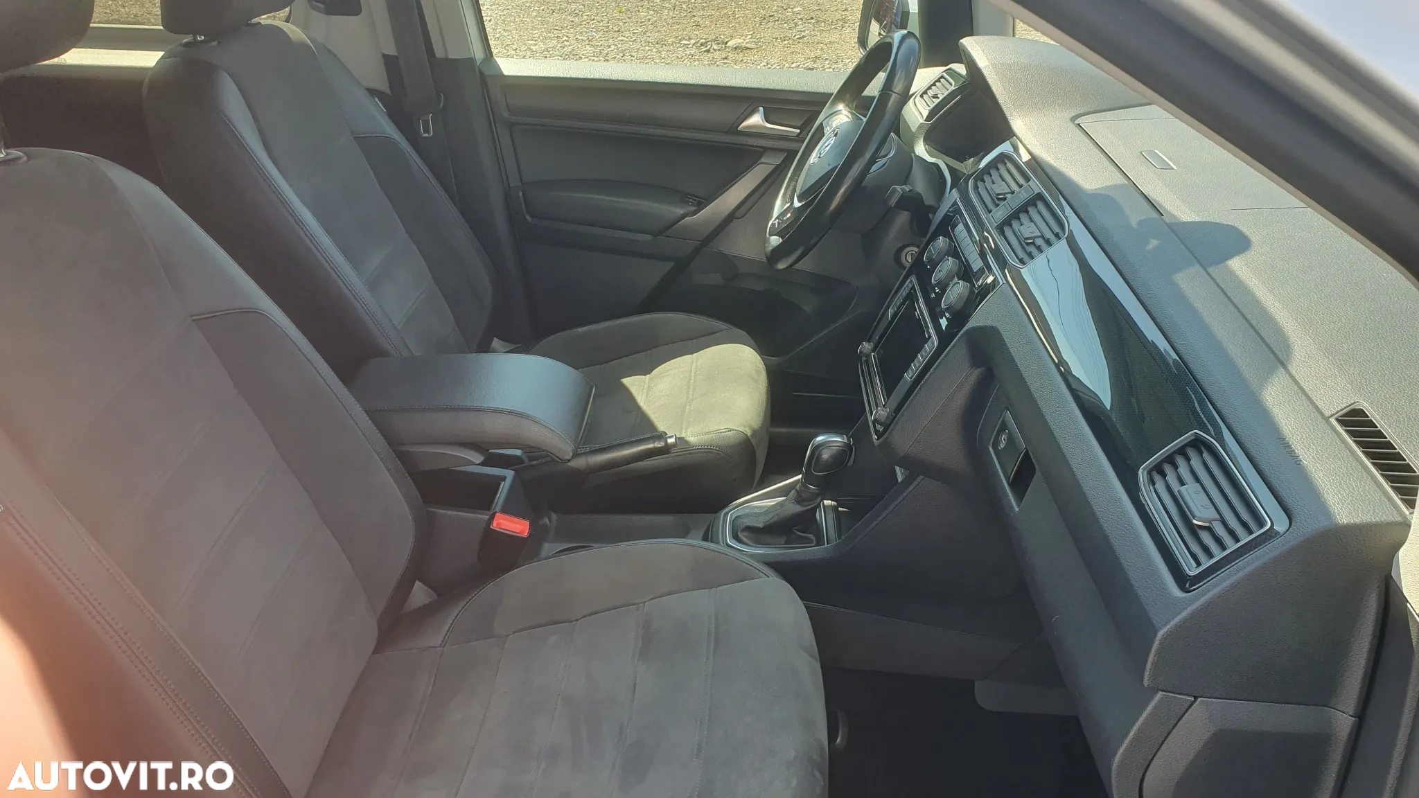 Volkswagen Caddy 2.0 TDI Maxi DSG 4M - 16