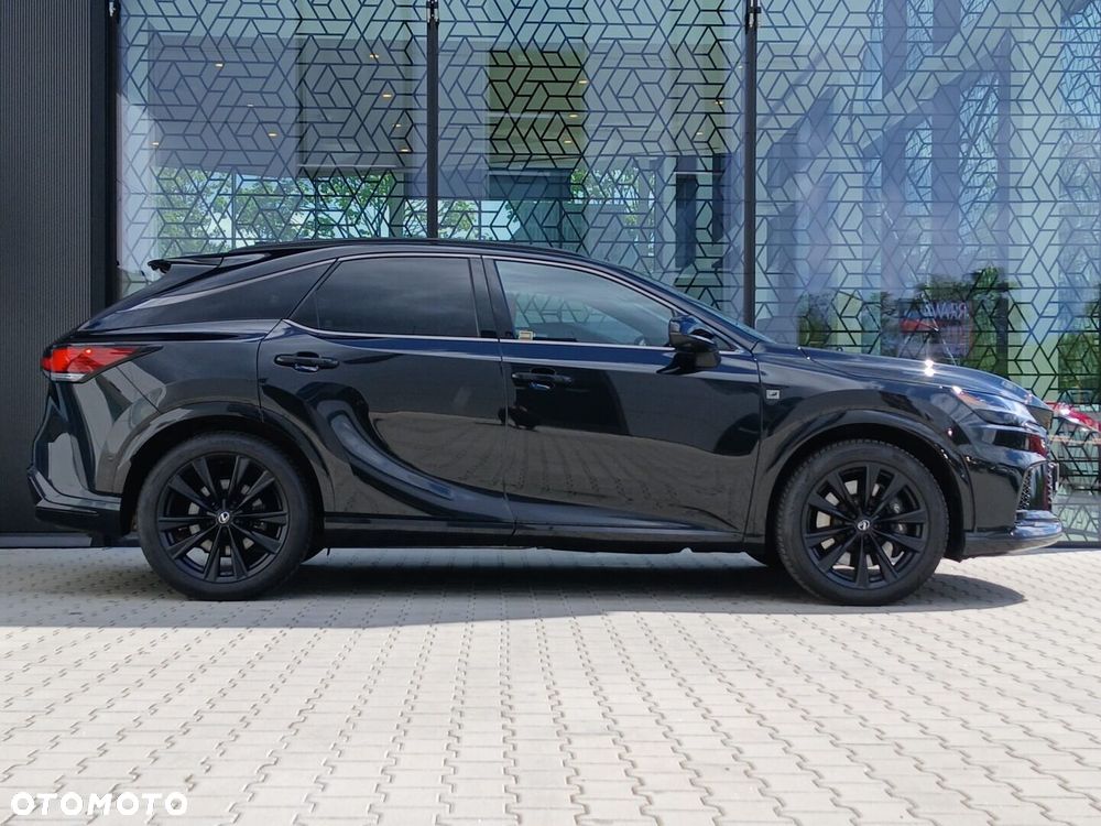 Lexus RX - 4