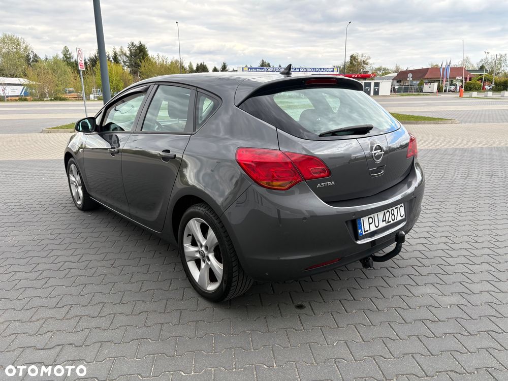Opel Astra 1.6 Edition - 8