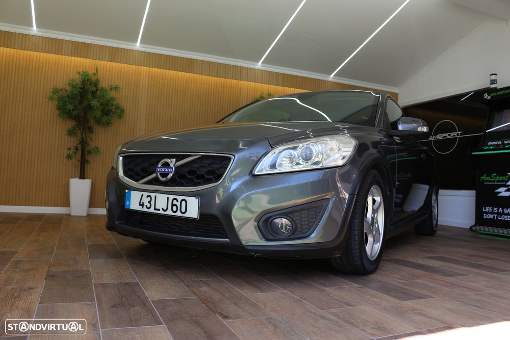 Volvo C30 1.6 D Momentum - 1