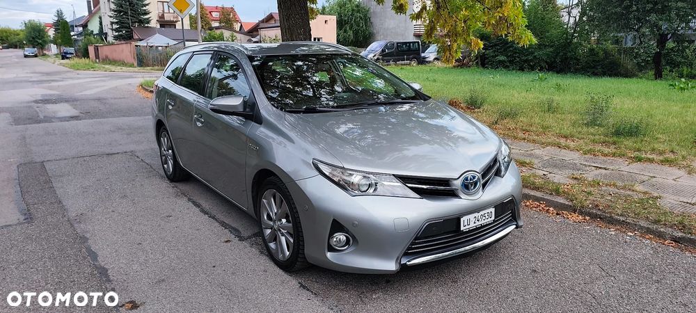 Toyota Auris 1.8 HSD Prestige NAVI - 6