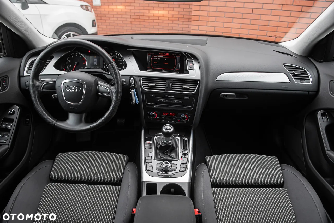 Audi A4 1.8 TFSI Attraction - 6