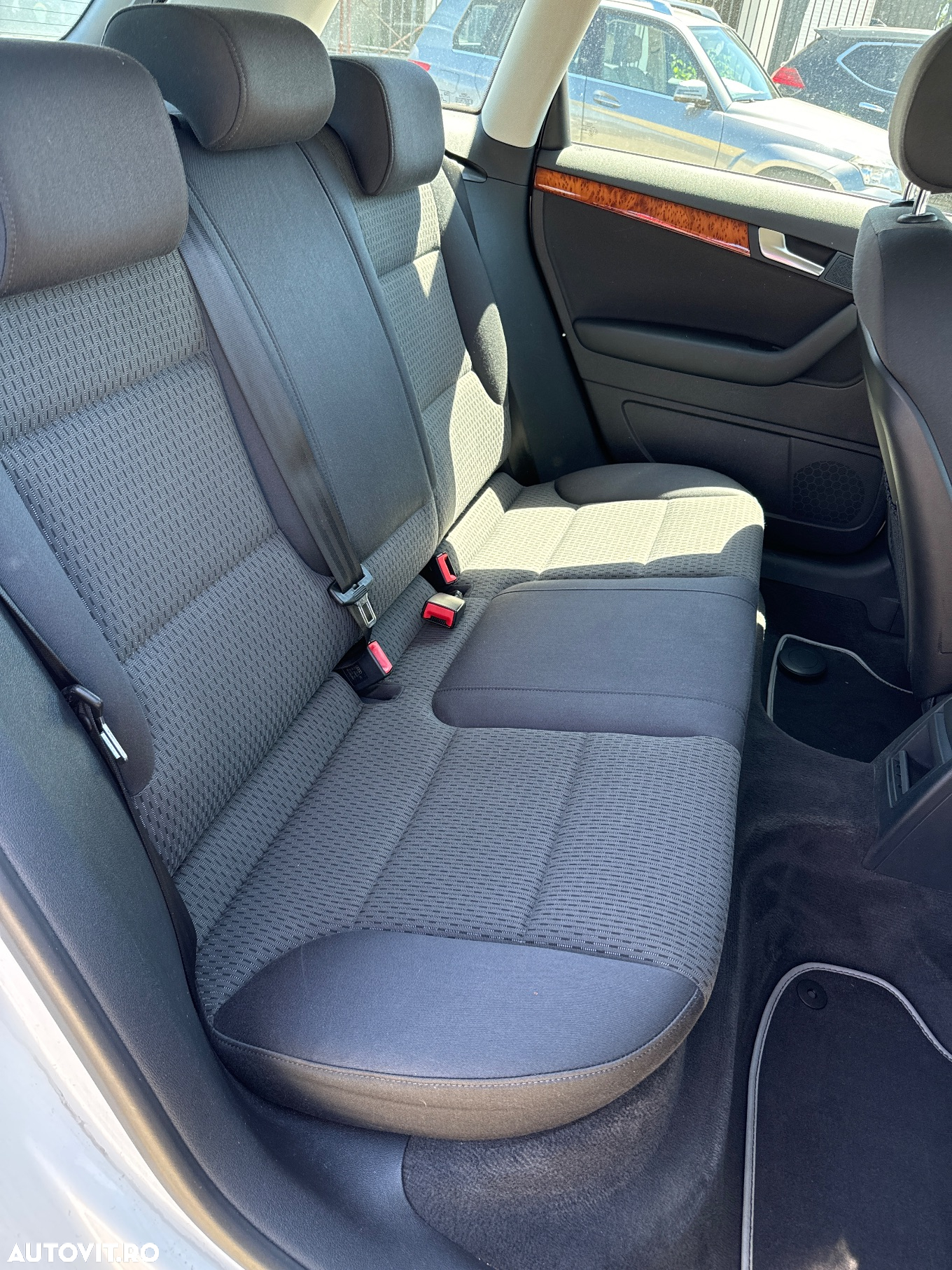 Audi A3 2.0 TDI Sportback DPF quattro Attraction - 9