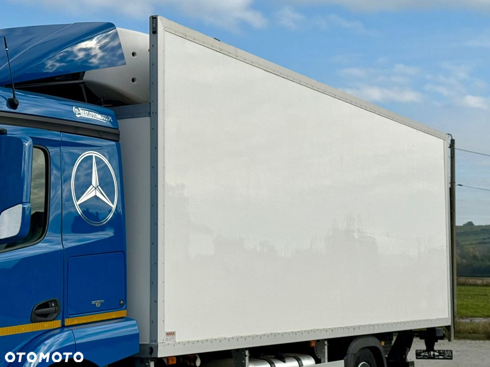 Mercedes-Benz ACTROS 1836 / CHŁODNIA / WINDA / 18 PALET / SILNIK 10677 cm3 / CARRIER / SYPIALKA / AUTOMAT / 2018 ROK - 8