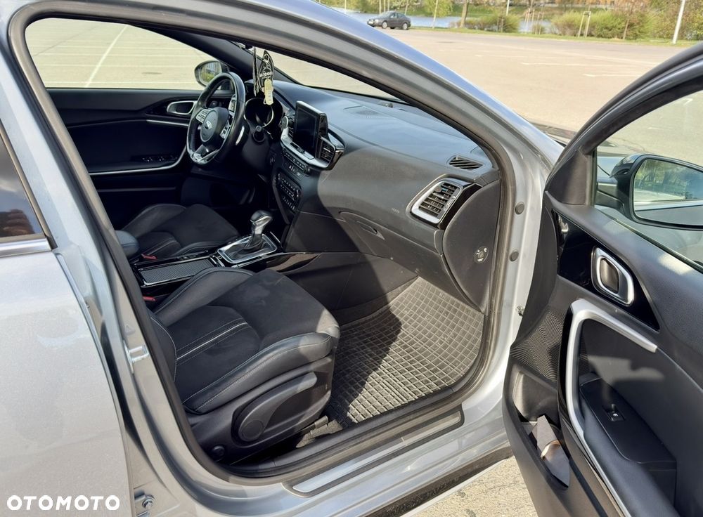Kia ProCeed 1.6 CRDi DCT7 SCR GT LINE - 14