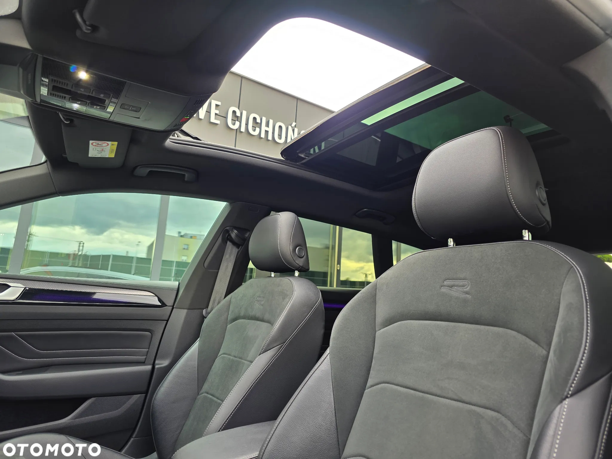 Volkswagen Arteon 2.0 TSI R-Line DSG - 33