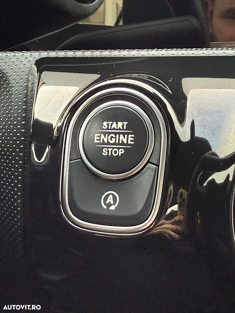 Mercedes-Benz A 200 Sedan 7G-DCT Edition 19 - 27