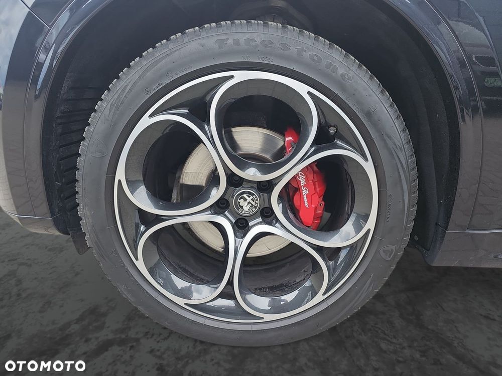 Alfa Romeo Stelvio 2.0 Turbo Veloce Q4 - 16