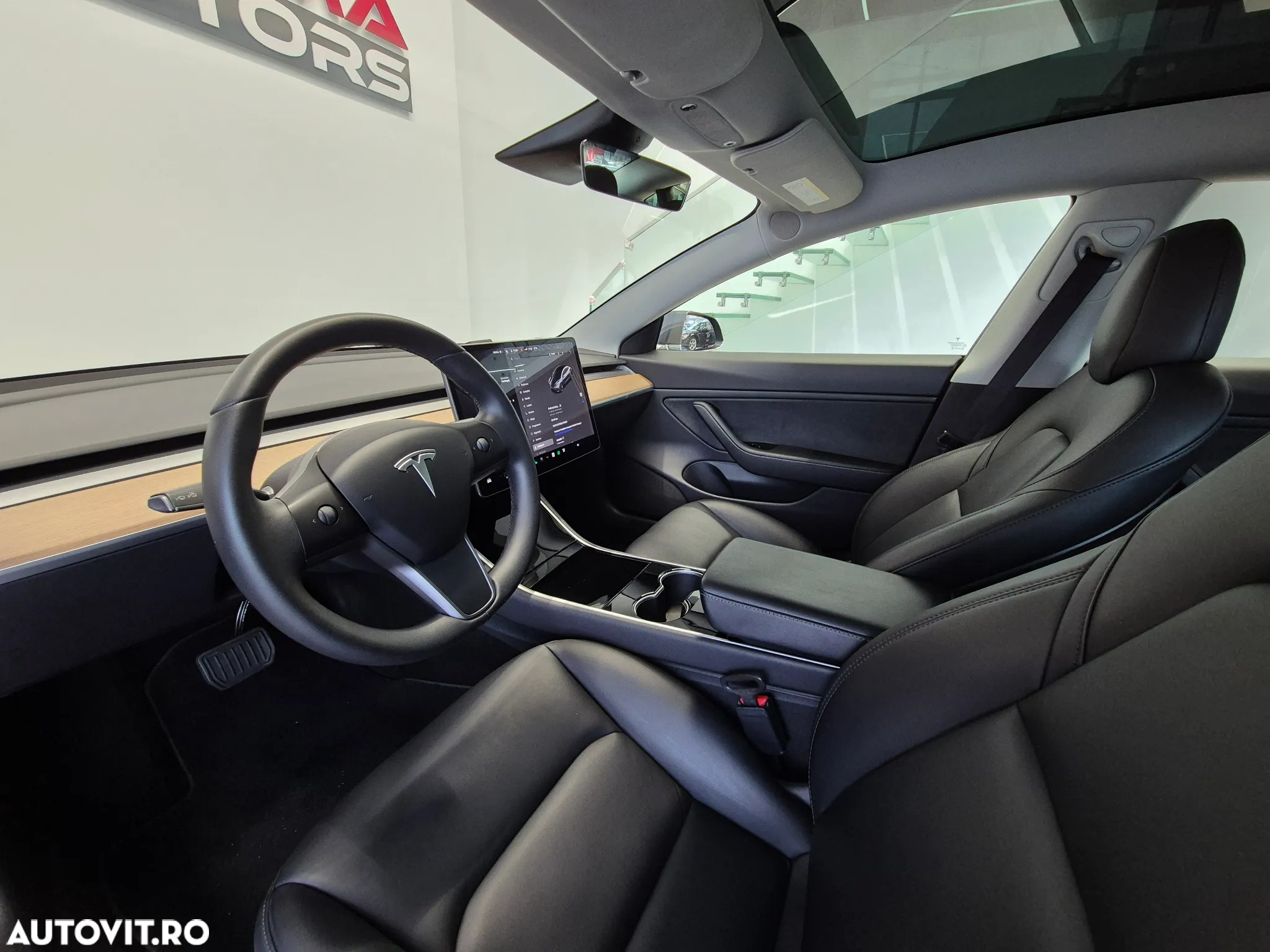 Tesla Model 3 Langstreckenbatterie Allradantrieb Dual Motor - 16