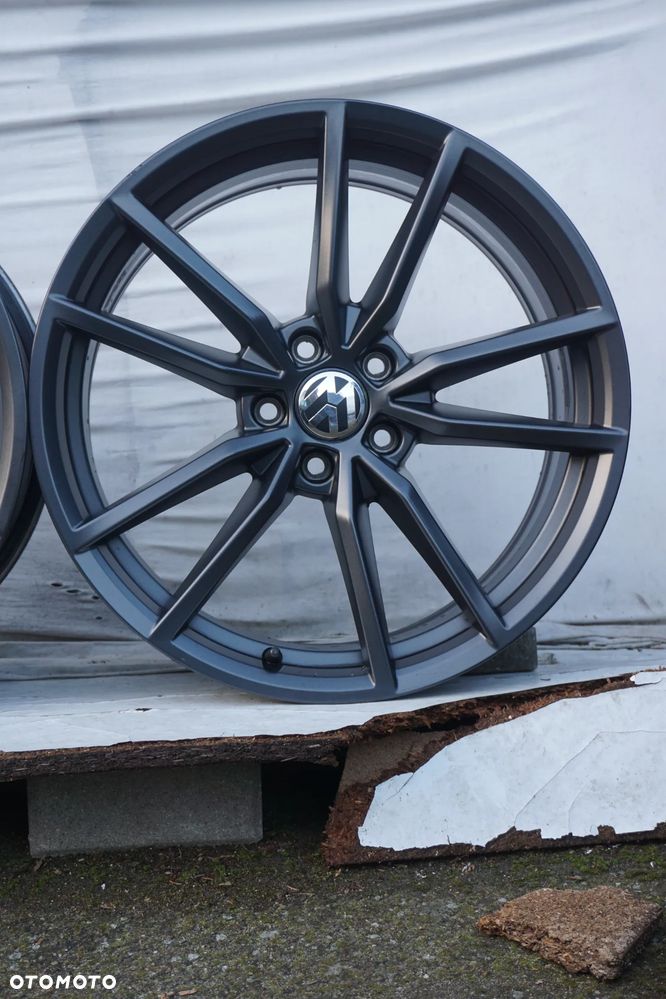 Volkswagen 5x112 19 8J et44 3G0601025 BH PRETORIA - 7