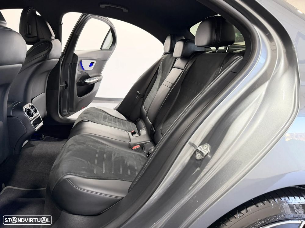 Mercedes-Benz C 300 e AMG Line - 51