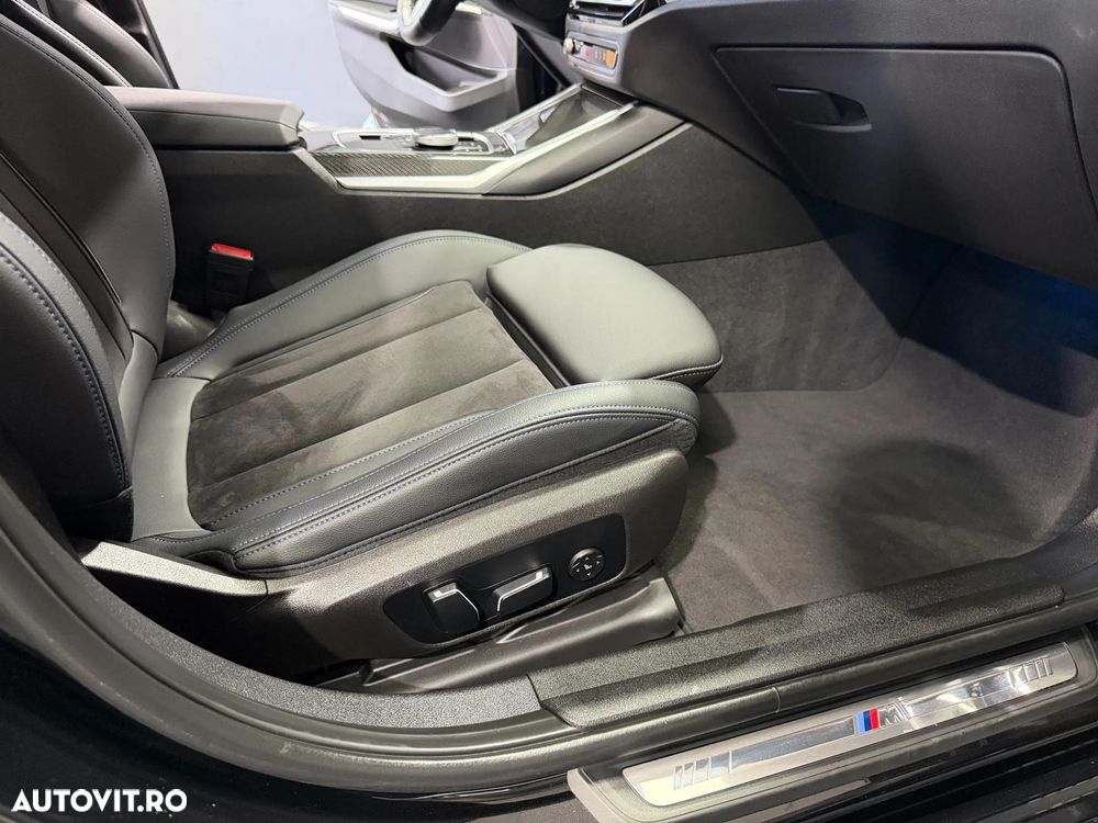 BMW Seria 3 330e xDrive Aut. - 35