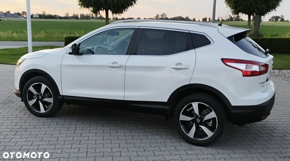 Nissan Qashqai - 4