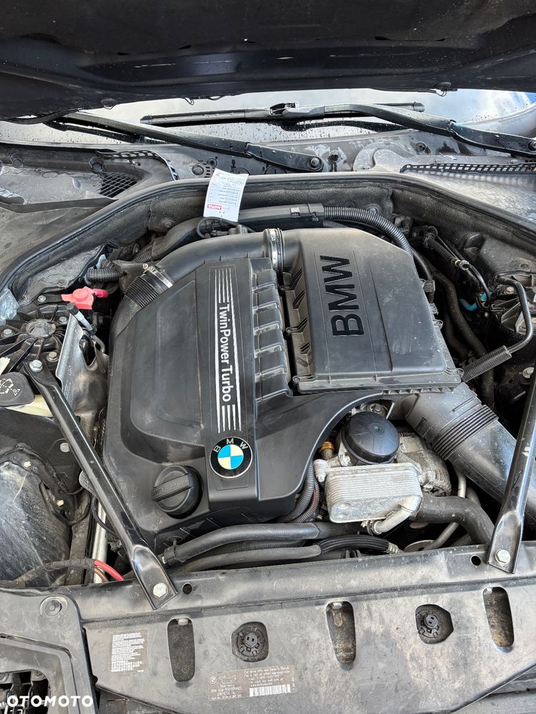 BMW Seria 5 535i xDrive Sport-Aut Luxury Line - 10