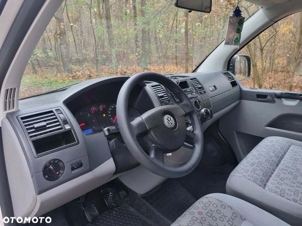Volkswagen Transporter - 12