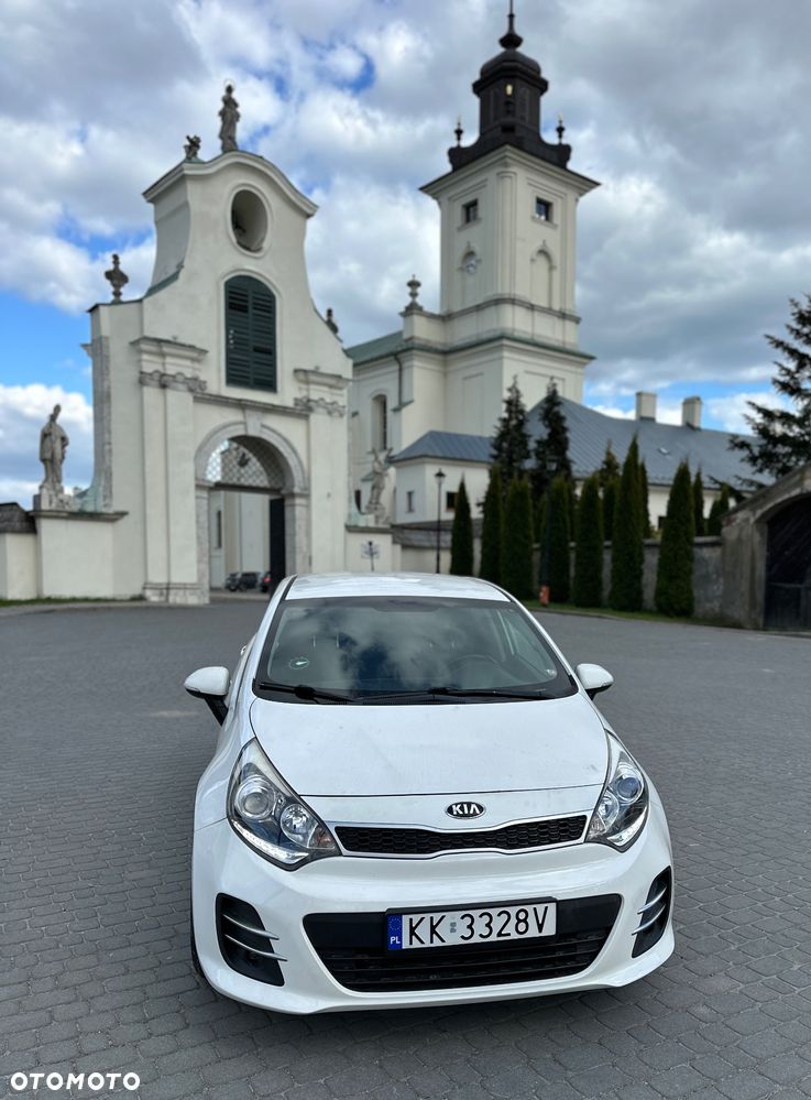 Kia Rio - 1