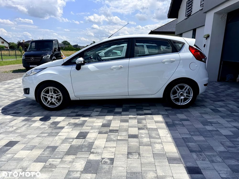 Ford Fiesta 1.0 EcoBoost Titanium - 9