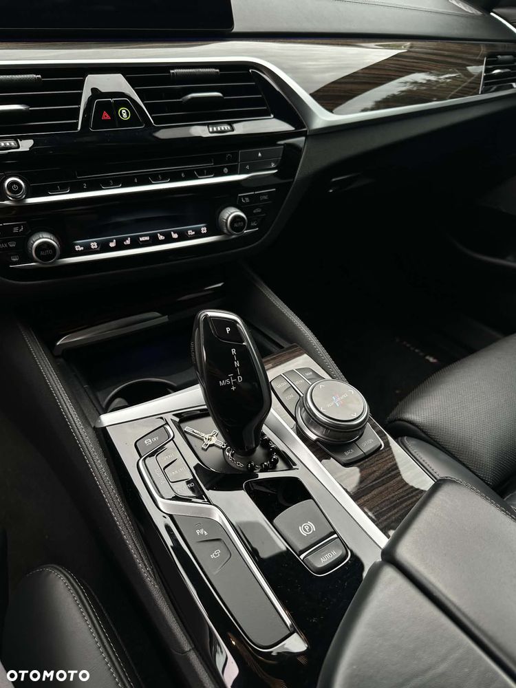 BMW Seria 5 - 16