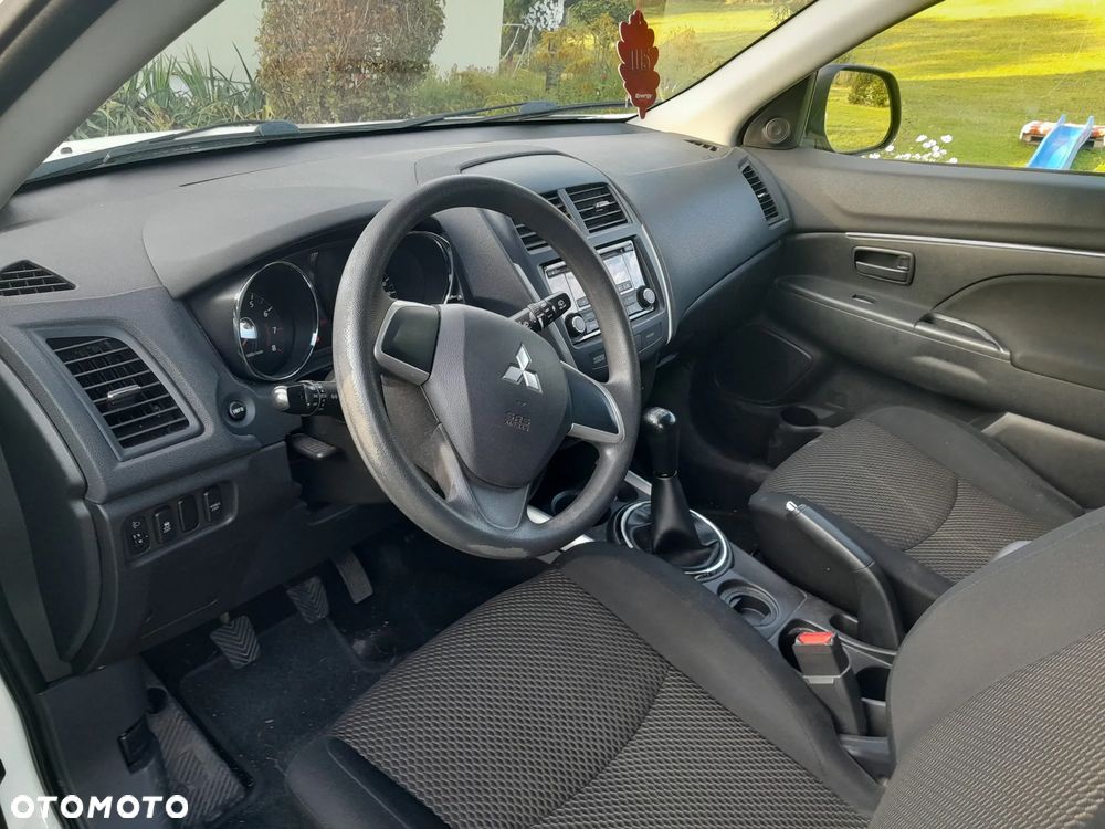 Mitsubishi ASX - 6