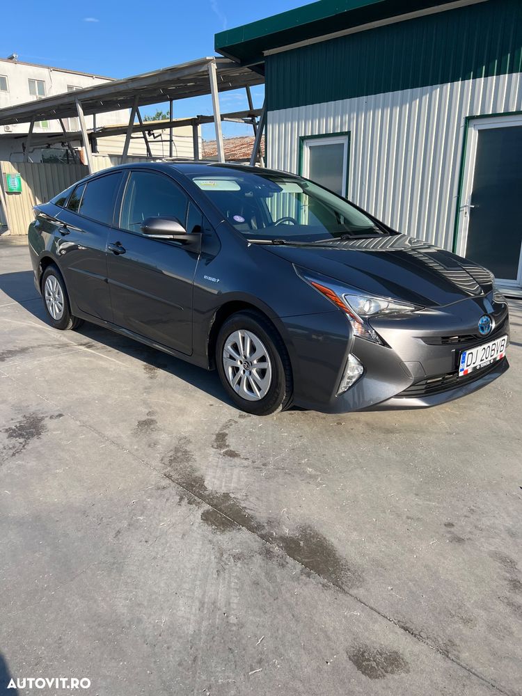 Toyota Prius 1.8 Dual VVT-i Sol - 2