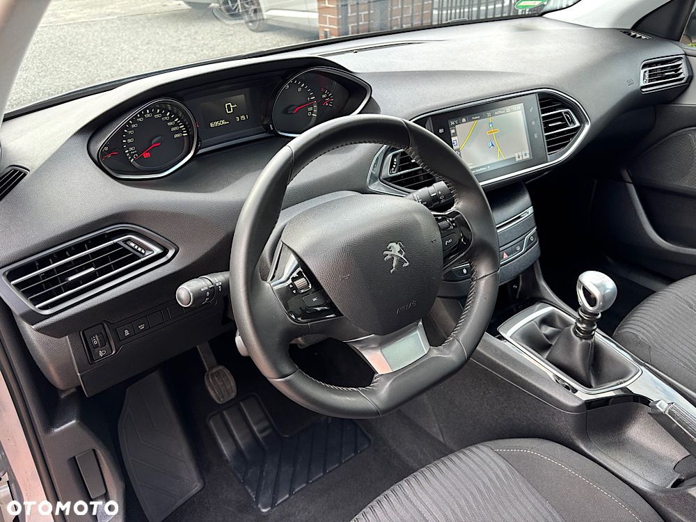 Peugeot 308 1.6 e-HDi Allure S&S - 35