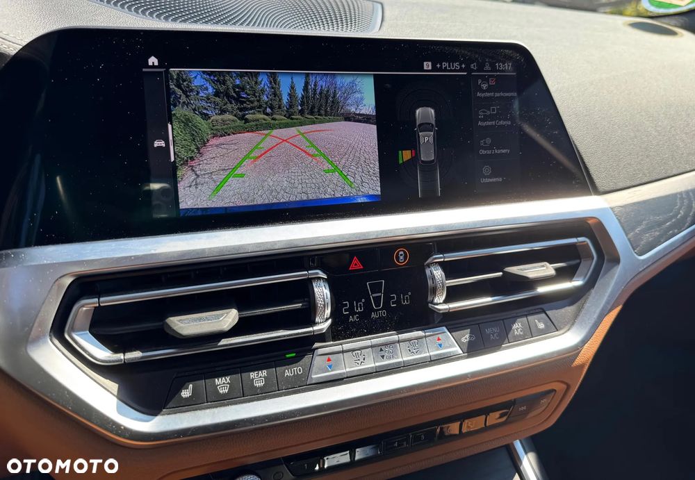 BMW Seria 3 318d Touring Luxury Line - 28