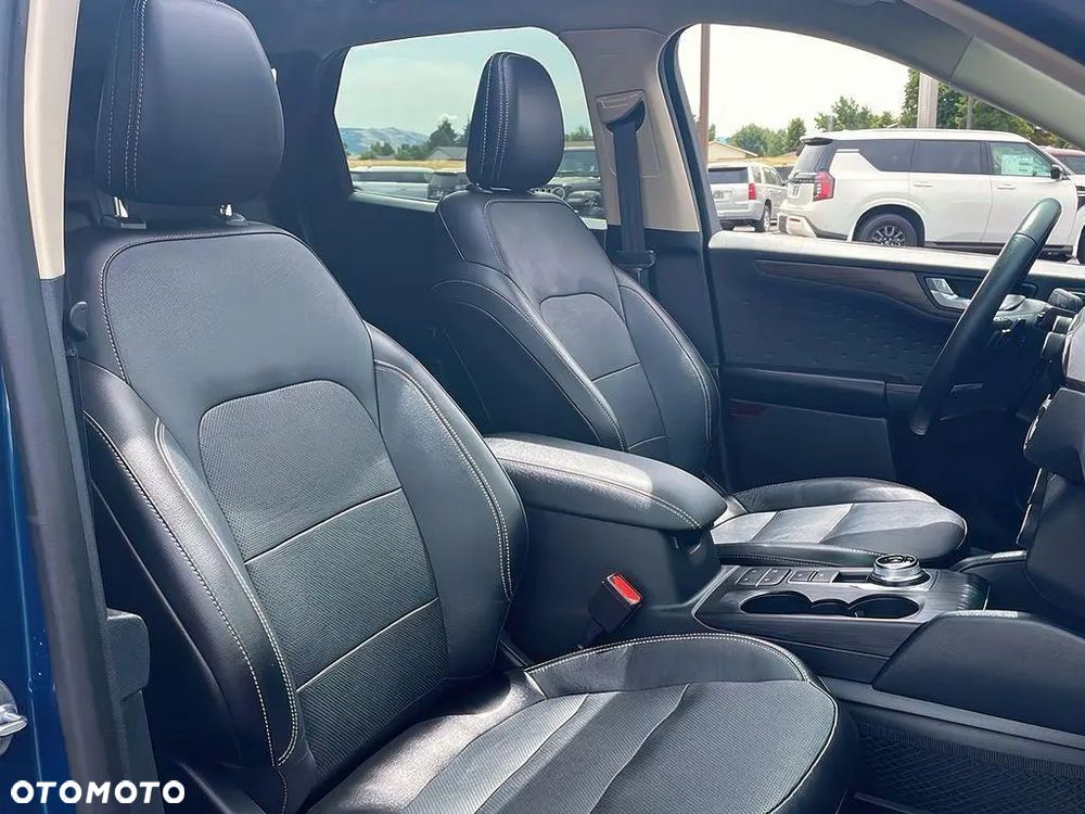 Ford Escape 2.0 EcoBoost AWD Titanium - 15