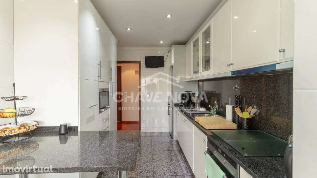 T2 c/ Garagem Box em Santa Marinha - Grande imagem: 5/41