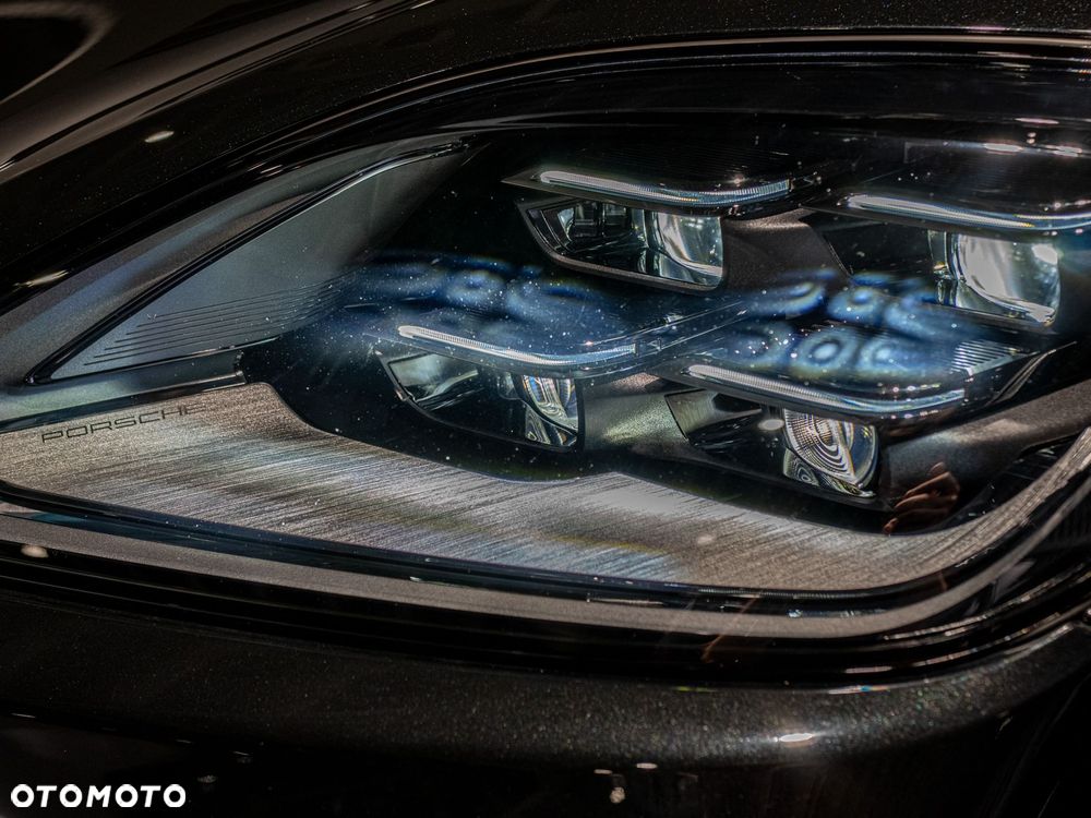 Porsche Cayenne - 17