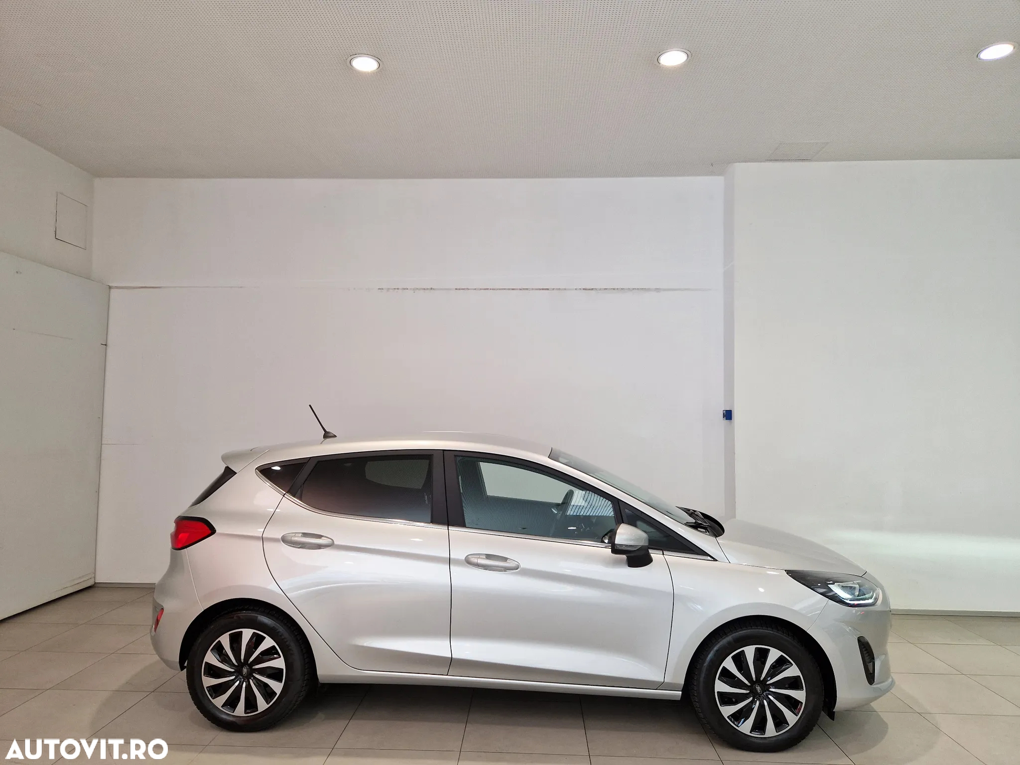 Ford Fiesta 1.0 EcoBoost 7DCT mHEV Titanium - 6