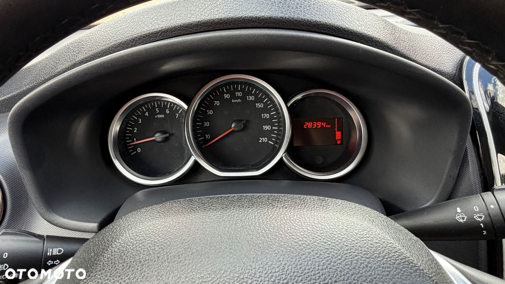 Dacia Sandero 0.9 TCe SL Celebration S&S - 23