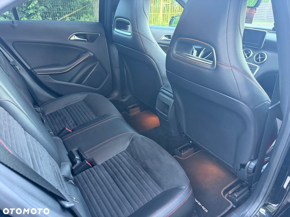 Mercedes-Benz Klasa A 180 (BlueEFFICIENCY) - 11
