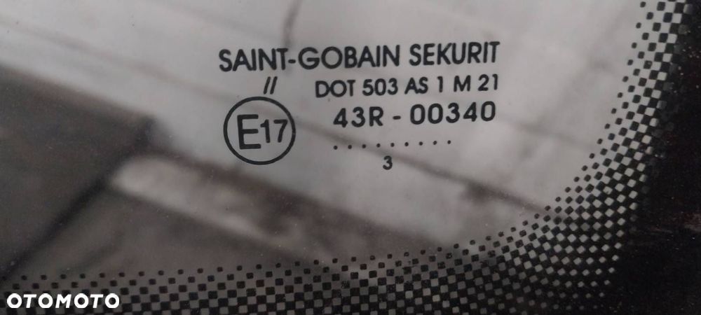 SZYBA CZOŁOWA PRZEDNIA SKODA OCTAVIA I - 2