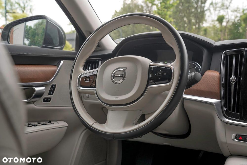Volvo S90 D4 Inscription - 36