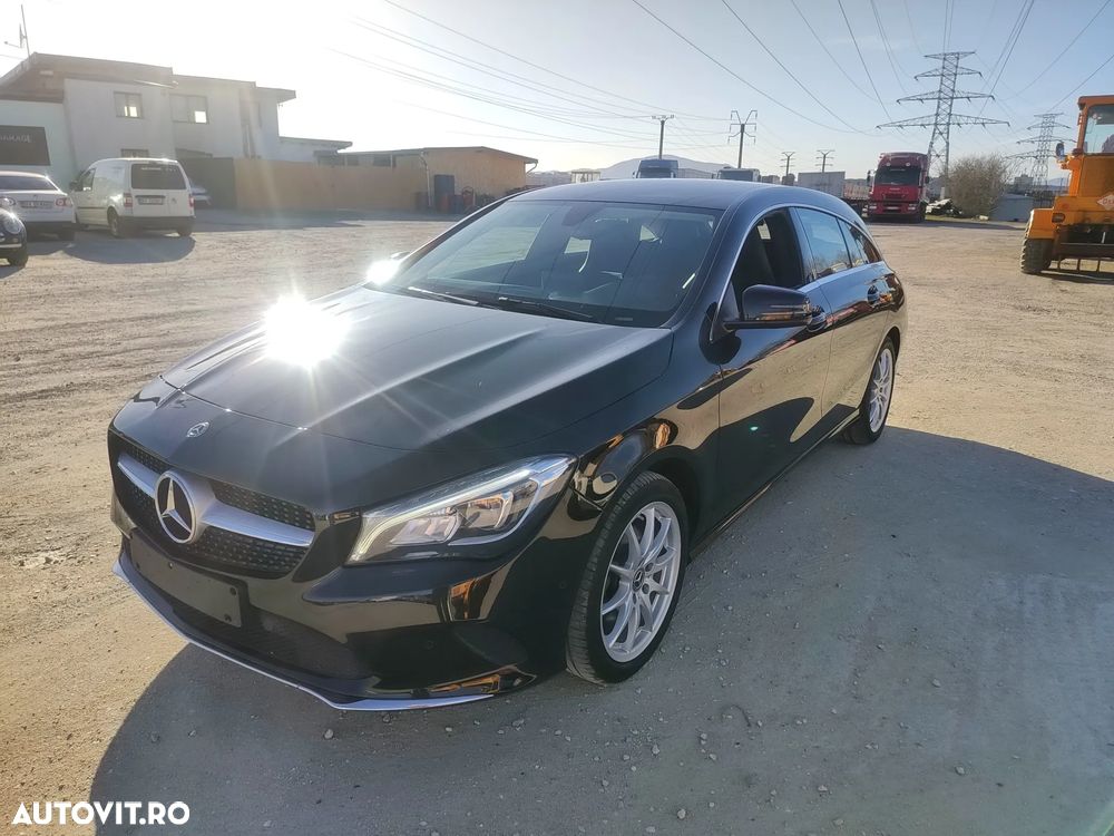 Mercedes-Benz CLA 180 - 4