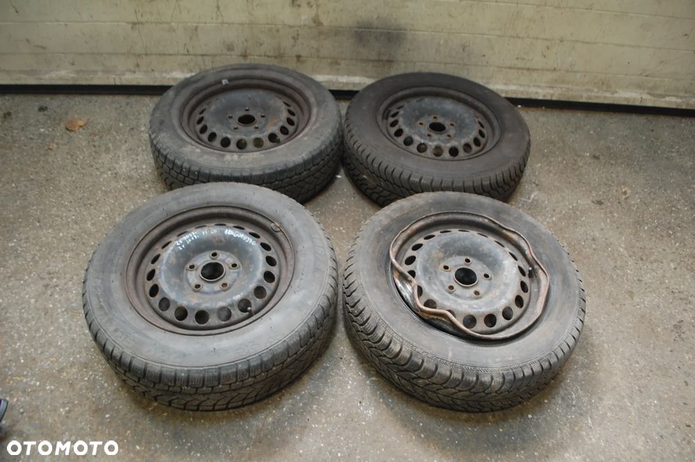 FELGI STALOWE + OPONY ZIMOWE 1K0601027C 5X112 ET47 6J VW GOLF V TOURAN 195/65R15 - 35