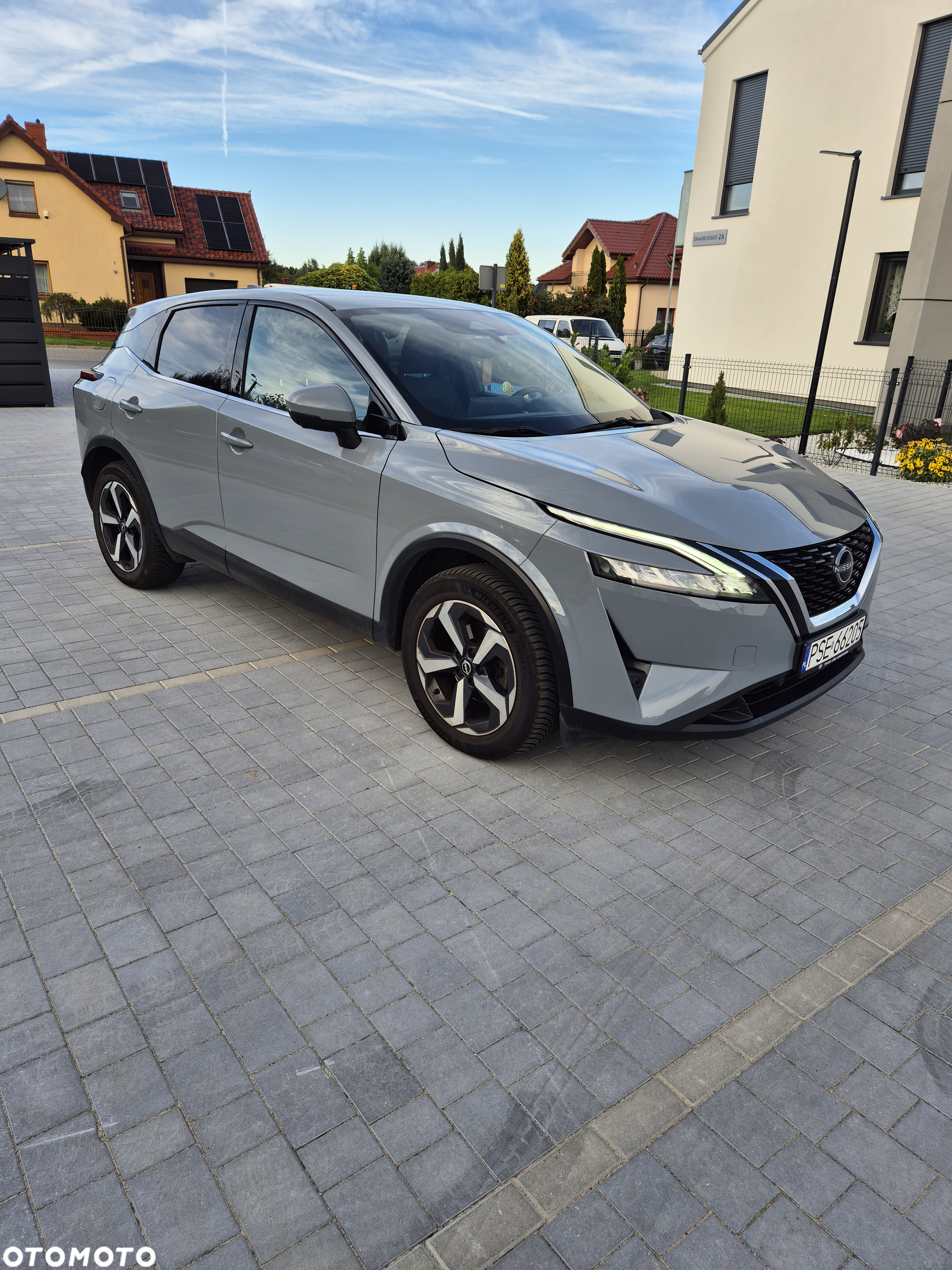 Nissan Qashqai 1.3 DIG-T N-Connecta - 11