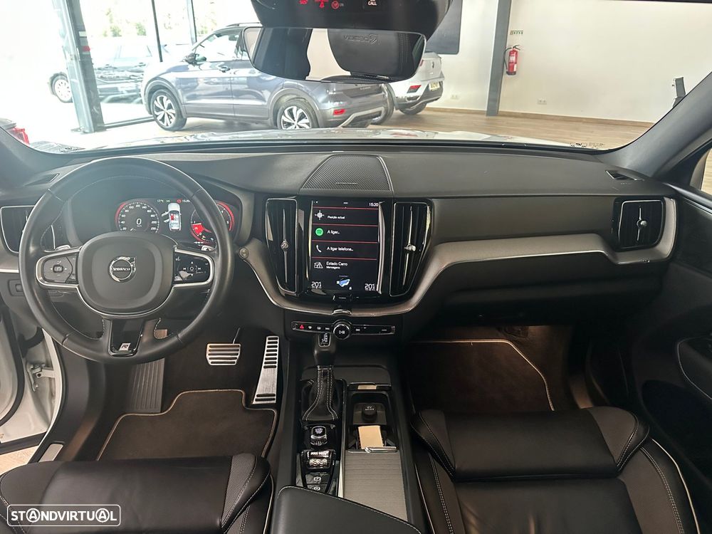 Volvo XC 60 2.0 D4 R-Design Geartronic - 14