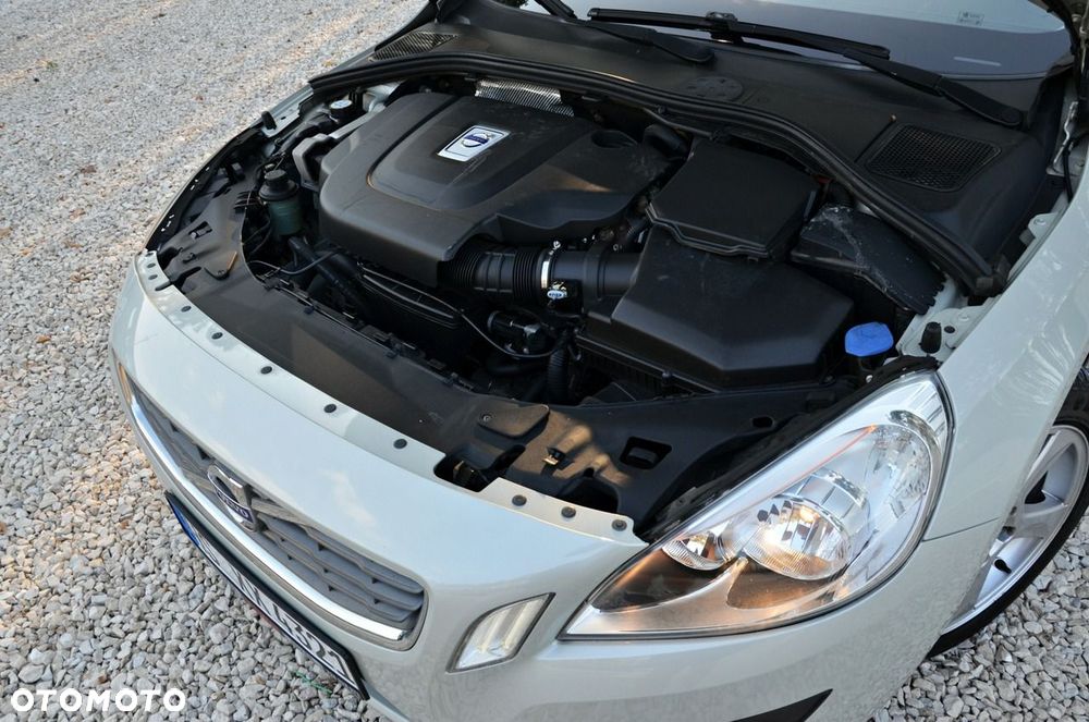 Volvo V60 D3 Summum - 11