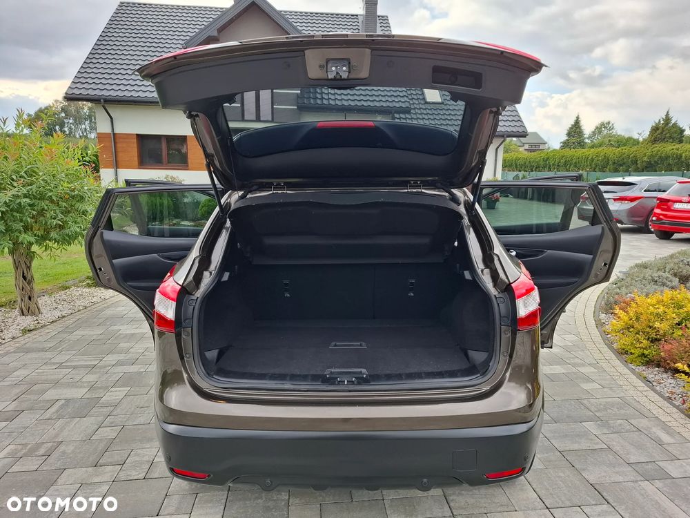 Nissan Qashqai 1.5 dCi TEKNA+ - 19