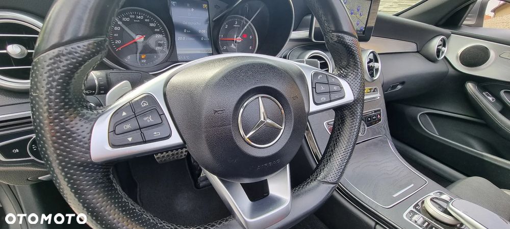 Mercedes-Benz Klasa C C-Klasse Cabrio Diesel AMG Line - 17