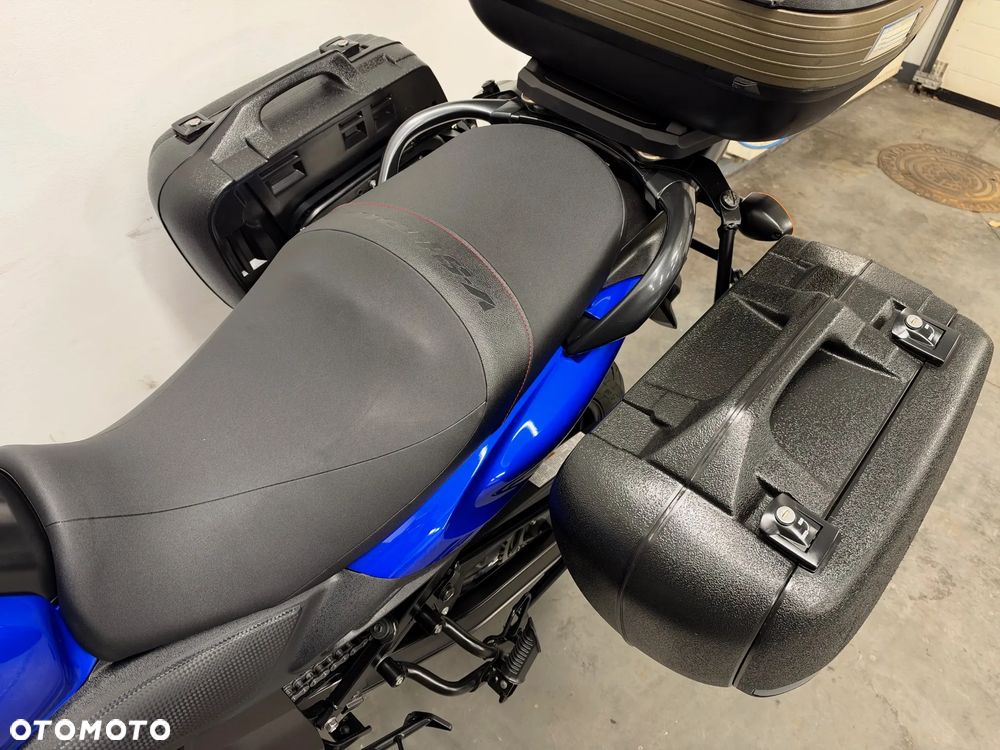 Suzuki V-STROM - 24