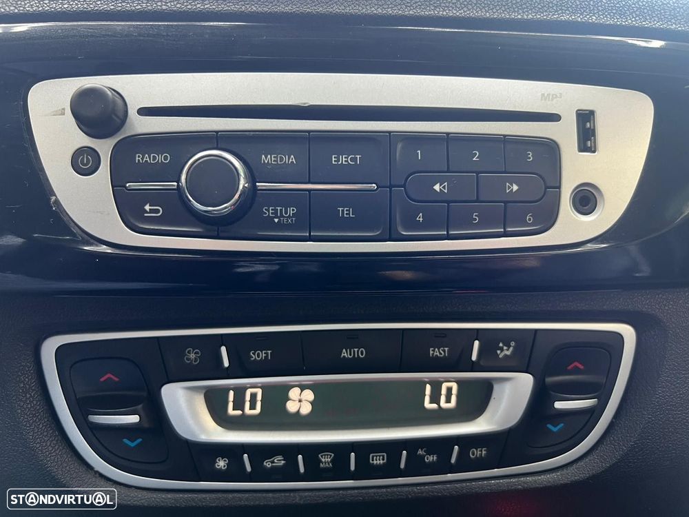 Renault Grand Scénic 1.6 dCi Bose Edition 7L - 35
