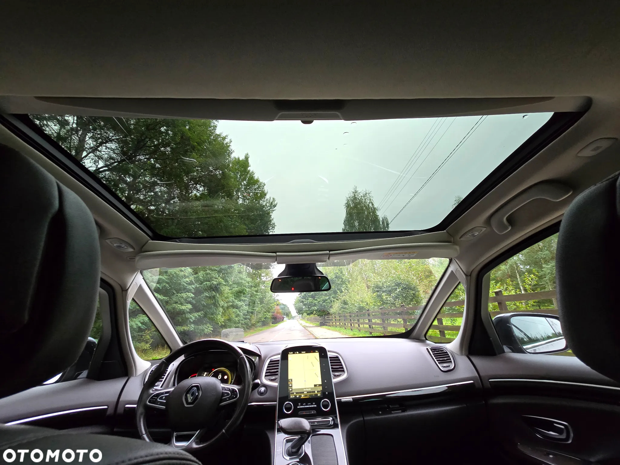 Renault Espace 1.6 dCi Energy Initiale Paris EDC 7os - 27